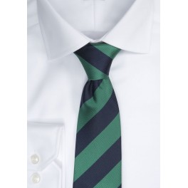 Klassisk og moderne stribet slips - navy/grøn